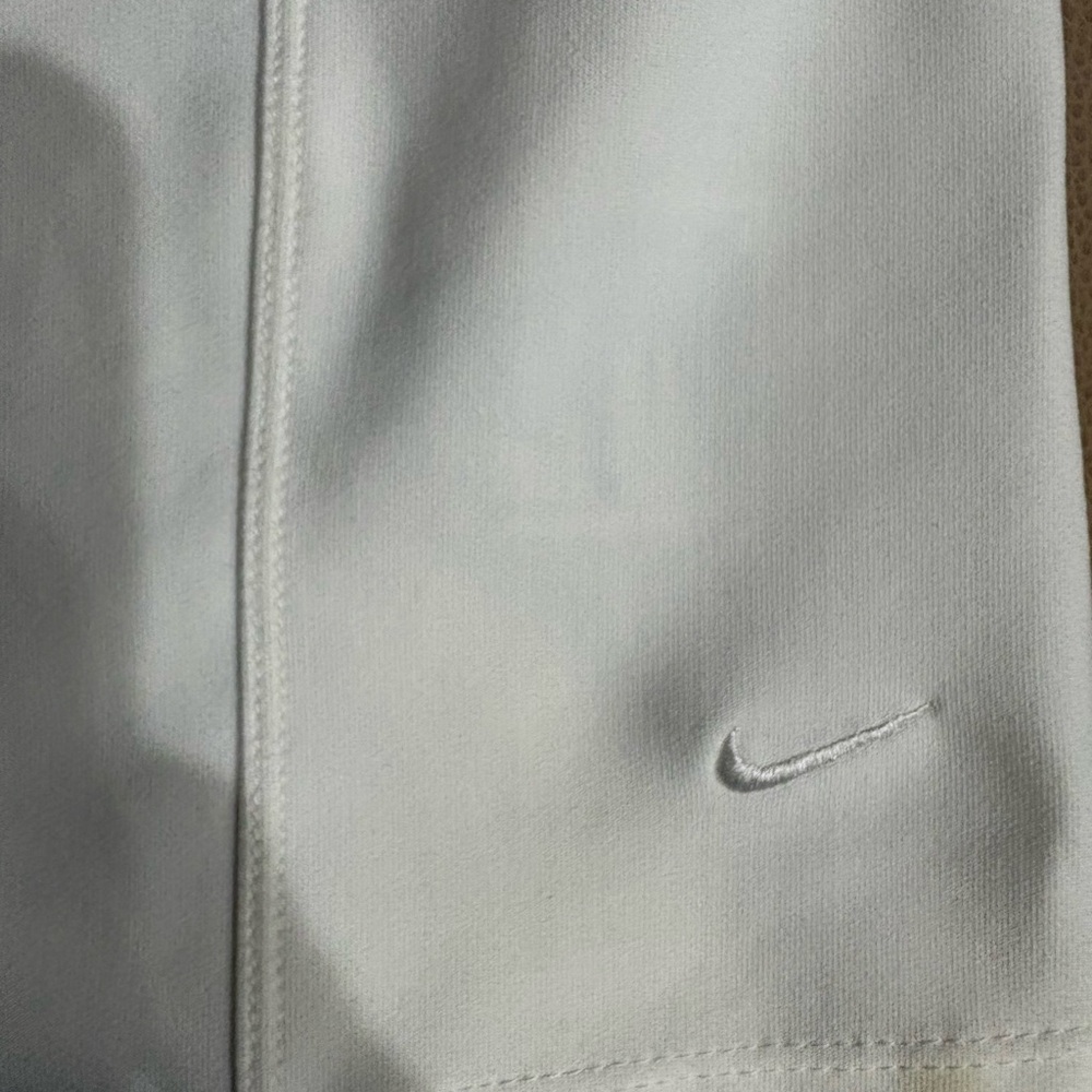Nike Dri-FIT White and Black Apparel - Picture 5 of 9